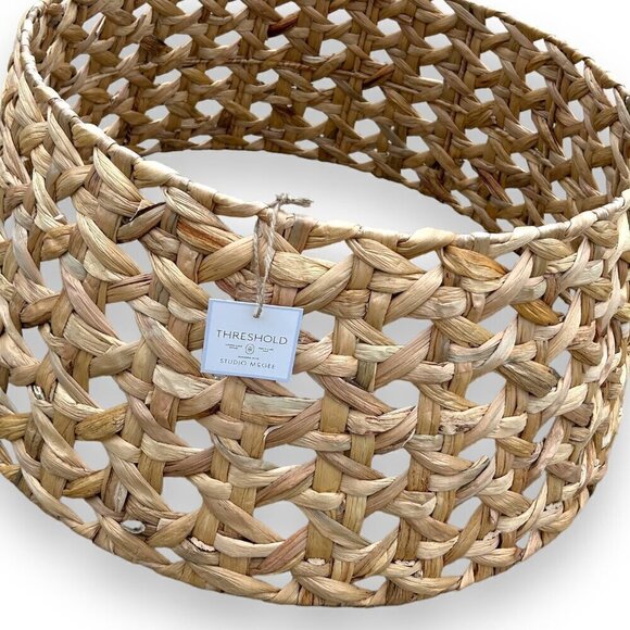 Open Weave Christmas Tree Collar Cuff - Threshold Studio McGee, Target 2023 - Picture 6 of 7